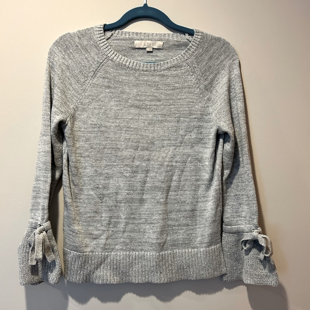 LOFT Womens Long Sleeve Pullover‎ Sweater Sz Small Gray/Silver Metallic Tie Cuff